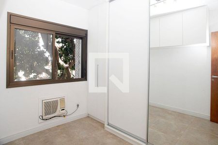 Quarto 2 de apartamento à venda com 2 quartos, 77m² em São João, Porto Alegre