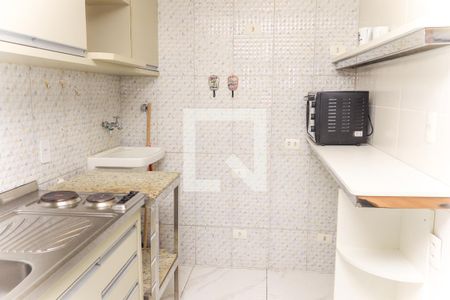 Cozinha de kitnet/studio para alugar com 1 quarto, 45m² em Caminho das Árvores, Salvador
