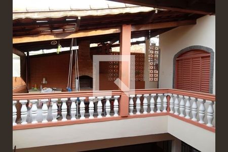 Casa à venda com 3 quartos, 210m² em Vila Constança, São Paulo