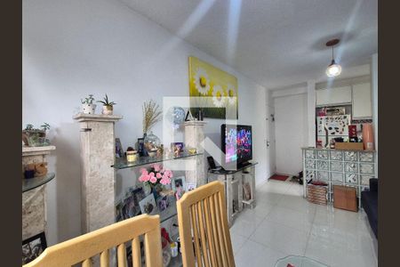 Sala de apartamento à venda com 3 quartos, 52m² em Vargem Pequena, Rio de Janeiro