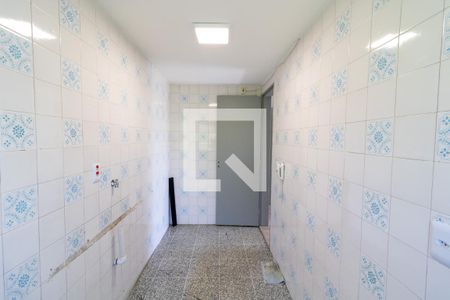 Cozinha e Área de Serviço de apartamento à venda com 1 quarto, 120m² em Teresópolis, Porto Alegre