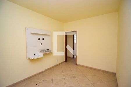 Sala de apartamento para alugar com 1 quarto, 40m² em Pilares, Rio de Janeiro