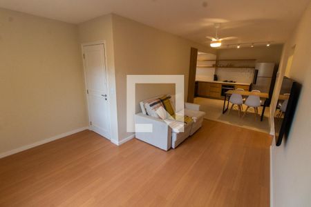 Sala de apartamento à venda com 2 quartos, 67m² em Cambuí, Campinas