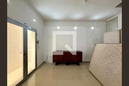 Sala de casa para alugar com 3 quartos, 150m² em Chácara Santo Antônio (zona Sul), São Paulo