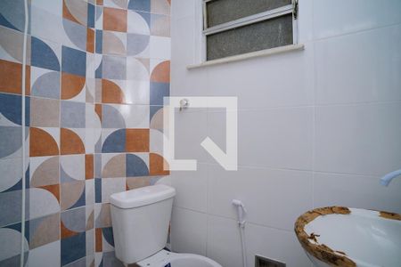 Banheiro de apartamento à venda com 1 quarto, 29m² em Centro, Niterói