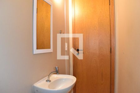 Lavabo de apartamento para alugar com 2 quartos, 105m² em Cristo Rei, Curitiba