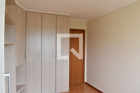 Quarto 1 de apartamento para alugar com 2 quartos, 105m² em Cristo Rei, Curitiba
