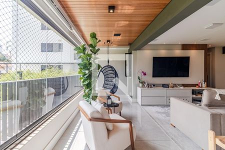 Sala de apartamento à venda com 3 quartos, 130m² em Pompeia, São Paulo