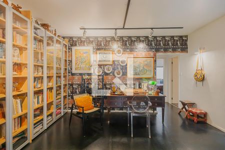 Sala de apartamento à venda com 2 quartos, 112m² em Pinheiros, São Paulo