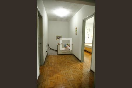 Corredor de casa à venda com 4 quartos, 265m² em Dos Casa, São Bernardo do Campo
