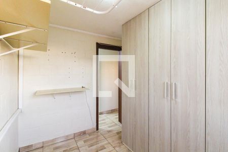 Quarto 2 de apartamento à venda com 2 quartos, 38m² em Olaria, Canoas