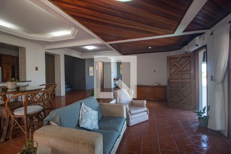 Sala de casa de condomínio para alugar com 3 quartos, 350m² em Nonoai, Porto Alegre