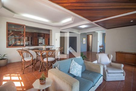 Sala de casa de condomínio para alugar com 3 quartos, 350m² em Nonoai, Porto Alegre