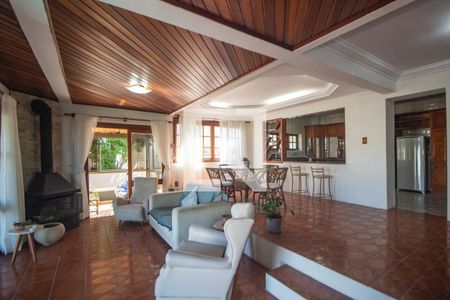 Sala de casa de condomínio para alugar com 3 quartos, 350m² em Nonoai, Porto Alegre