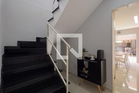 Escada de casa à venda com 3 quartos, 125m² em Jardim Terezopolis, Guarulhos