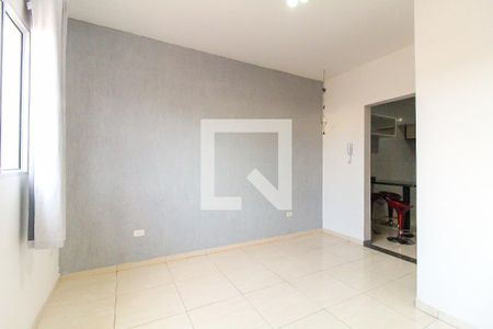 Sala de casa de condomínio para alugar com 2 quartos, 57m² em Parada Xv de Novembro, São Paulo