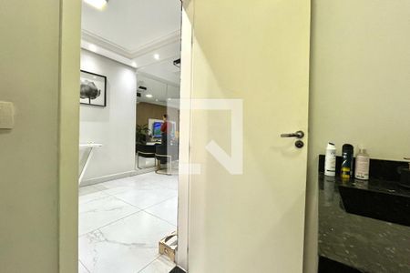 Lavabo de casa à venda com 3 quartos, 150m² em Jardim Floresta, São Paulo