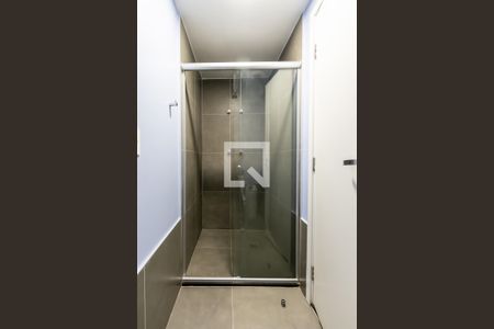 Banheiro Social de kitnet/studio para alugar com 1 quarto, 24m² em Perdizes, São Paulo