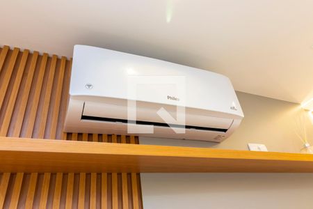 Sala de Estar de casa à venda com 3 quartos, 180m² em Chora Menino, São Paulo