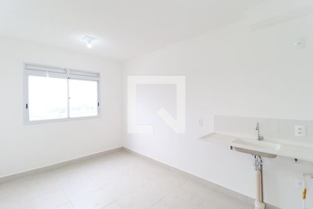 Sala/Cozinha de apartamento para alugar com 2 quartos, 32m² em Vila Maria, São Paulo