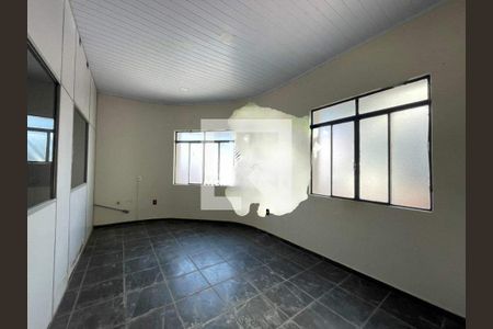 Casa à venda com 8 quartos, 200m² em Centro, Campinas