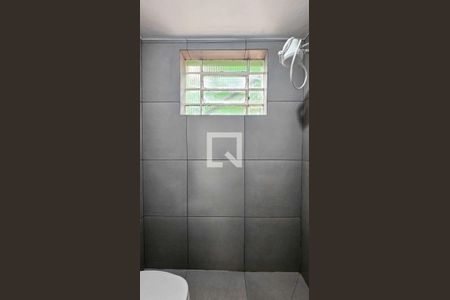 Banheiro de casa para alugar com 1 quarto, 80m² em Jardim Satelite, São Paulo