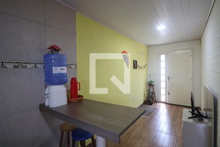 Sala Casa 2 de casa à venda com 6 quartos, 115m² em São Luís, Canoas