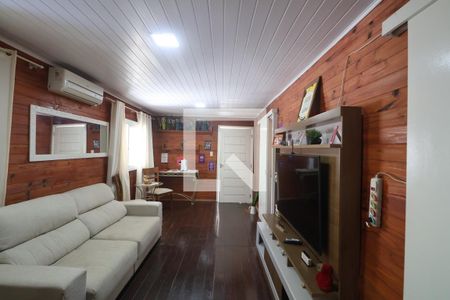Sala Casa 1 de casa à venda com 6 quartos, 115m² em São Luís, Canoas
