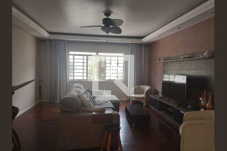 Casa à venda com 3 quartos, 260m² em Parque São Quirino, Campinas