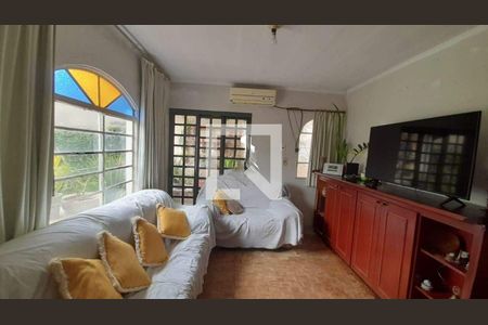 Casa à venda com 4 quartos, 96m² em Jardim Capivari, Campinas