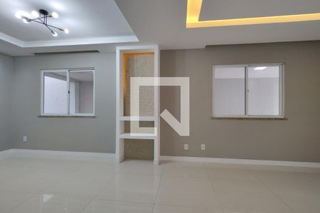 Sala de casa de condomínio à venda com 4 quartos, 209m² em Freguesia (jacarepaguá), Rio de Janeiro