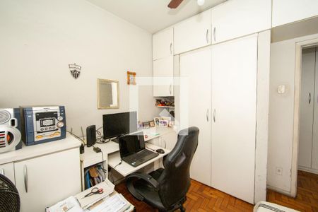 Quarto de apartamento para alugar com 4 quartos, 220m² em Alto Barroca, Belo Horizonte