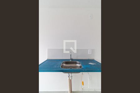 Sala/Cozinha de apartamento à venda com 1 quarto, 26m² em Parque Industrial Tomas Edson, São Paulo