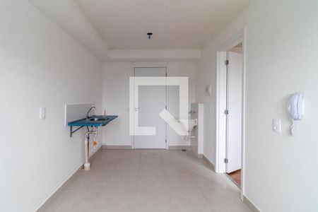Sala/Cozinha de apartamento à venda com 1 quarto, 26m² em Parque Industrial Tomas Edson, São Paulo