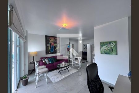 Sala de apartamento para alugar com 1 quarto, 79m² em Barra da Tijuca, Rio de Janeiro