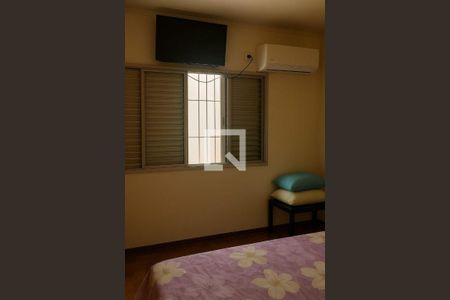 Casa à venda com 3 quartos, 157m² em Vila Sao Paulo, São Paulo