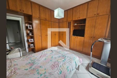 Casa à venda com 2 quartos, 97m² em Caxingui, São Paulo