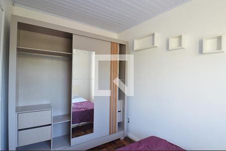 Quarto de apartamento à venda com 1 quarto, 28m² em Jardim Lindóia, Porto Alegre