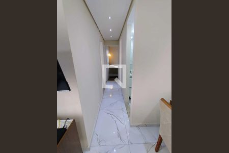 Corredor  de apartamento à venda com 3 quartos, 61m² em Vila Endres, Guarulhos
