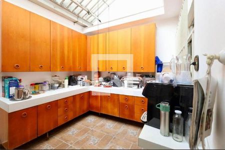 Foto 06 de casa à venda com 5 quartos, 196m² em Vila Maria Alta, São Paulo