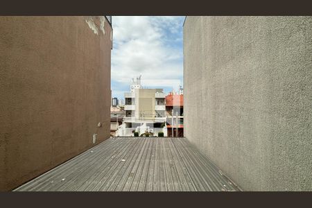 Sala-Casa 1 de casa à venda com 4 quartos, 202m² em Parque das Nações, Santo André