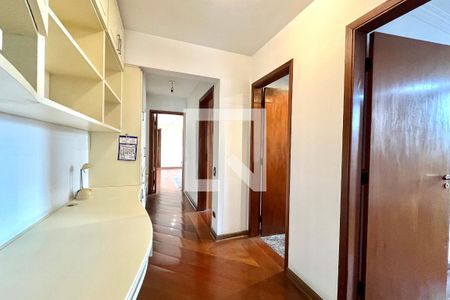 Corredor de apartamento à venda com 3 quartos, 96m² em Vila da Saúde, São Paulo