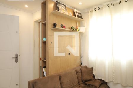 Sala de casa de condomínio à venda com 2 quartos, 72m² em Parque Sonia, São Paulo