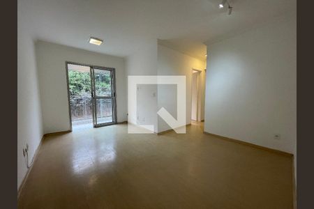 Sala de apartamento para alugar com 3 quartos, 62m² em Vila Lageado, São Paulo