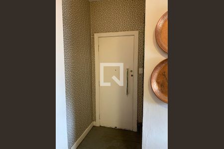 Entrada de apartamento à venda com 1 quarto, 68m² em Santa Efigênia, São Paulo