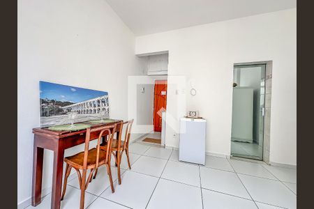 Studio de kitnet/studio para alugar com 1 quarto, 20m² em Centro, Rio de Janeiro