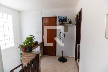 Hall de casa à venda com 5 quartos, 258m² em Santa Rosa, Niterói