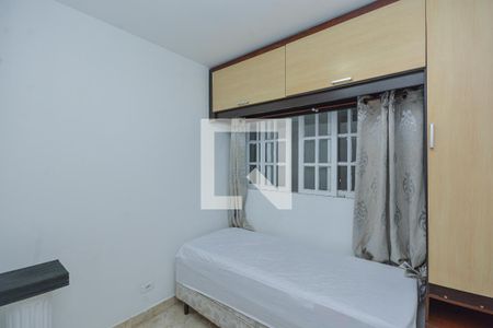 Quarto 1 de casa para alugar com 2 quartos, 100m² em Interlagos, São Paulo