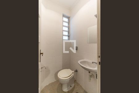Lavabo de apartamento para alugar com 2 quartos, 75m² em Consolação, São Paulo