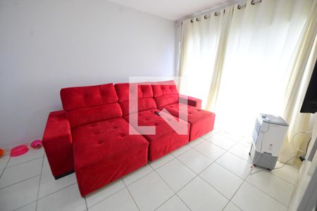 Sala de casa de condomínio para alugar com 2 quartos, 66m² em Setor Bueno, Goiânia